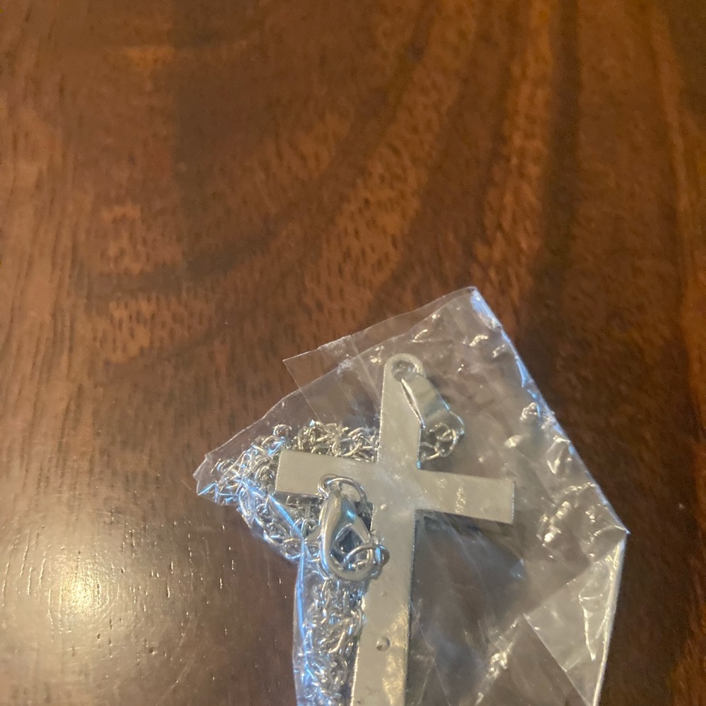stainless cross necklace
